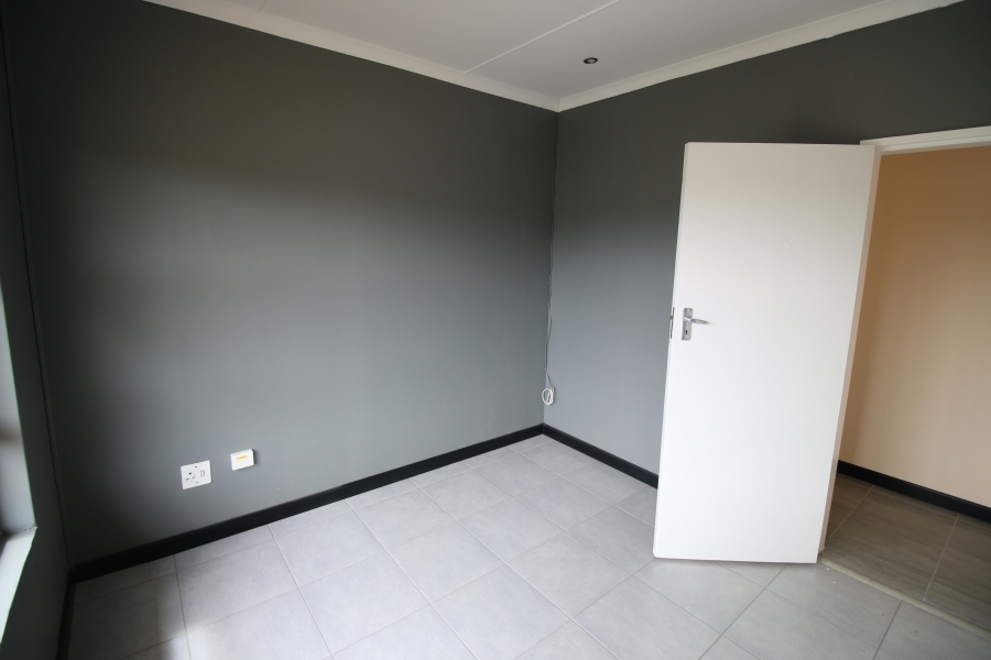 4 Bedroom Property for Sale in Beacon Bay North Eastern Cape